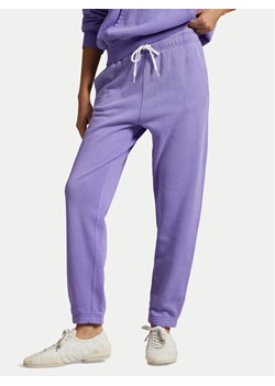Polo Ralph Lauren Spodnie dresowe 211971694006 Fioletowy Tapered Fit ze sklepu MODIVO w kategorii Spodnie damskie - zdjęcie 184722457