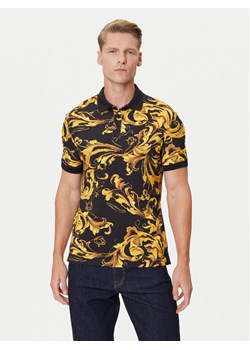 Versace Jeans Couture Polo 79GAG6S0 JS514 Czarny Regular Fit ze sklepu MODIVO w kategorii T-shirty męskie - zdjęcie 184738887