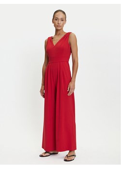 Tatuum Kombinezon Fang T2504.075 Czerwony Wide Leg ze sklepu MODIVO w kategorii Kombinezony damskie - zdjęcie 184752976