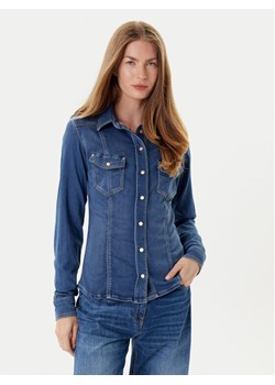 Guess Koszula jeansowa W5YH63 D0781 Niebieski Regular Fit ze sklepu MODIVO w kategorii Koszule damskie - zdjęcie 184758707