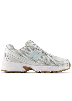 Buty młodzieżowe New Balance GR740AA - srebrne ze sklepu streetstyle24.pl w kategorii Buty sportowe damskie - zdjęcie 184772856