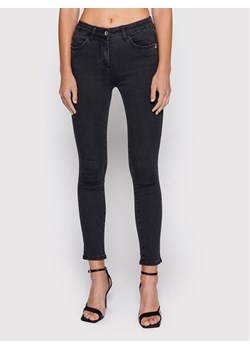 Patrizia Pepe Jeansy CP0509/D1HIN-K428 Czarny Slim Fit ze sklepu MODIVO w kategorii Jeansy damskie - zdjęcie 184780886