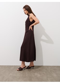 Mohito - Brązowa sukienka midi z wiskozy - ciemnobrązowy ze sklepu Mohito w kategorii Sukienki - zdjęcie 184781097
