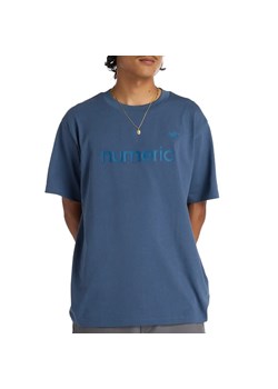 Koszulka męska New Balance MT51955VTI - granatowa ze sklepu streetstyle24.pl w kategorii T-shirty męskie - zdjęcie 184784357