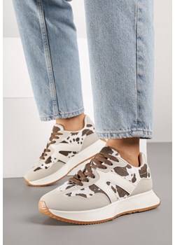 Beżowo-Brązowe Płaskie Sneakersy w Krowie Łaty z Geometrycznym Wzorem Nawla ze sklepu born2be.pl w kategorii Buty sportowe damskie - zdjęcie 184795676