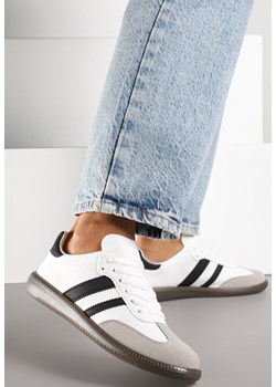 Białe Płaskie Sneakersy Ozdobione Paskami Glaria ze sklepu born2be.pl w kategorii Buty sportowe damskie - zdjęcie 184795706
