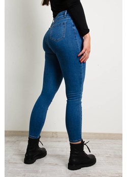 NIEBIESKIE SPODNIE JEANSOWE Z WYSOKIM STANEM ze sklepu olika.com.pl w kategorii Jeansy damskie - zdjęcie 184809358