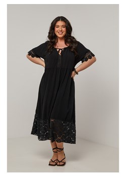 Curvy Lady Sukienka w kolorze czarnym ze sklepu Limango Polska w kategorii Sukienki - zdjęcie 184817856