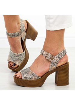 Beżowe wąż sandały damskie na słupku M.Daszyński 24146-2 ze sklepu suzana.pl w kategorii Sandały damskie - zdjęcie 184821448