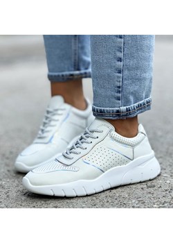 Białe skórzane sneakersy damskie S.Barski 22226 ze sklepu suzana.pl w kategorii Buty sportowe damskie - zdjęcie 184824667
