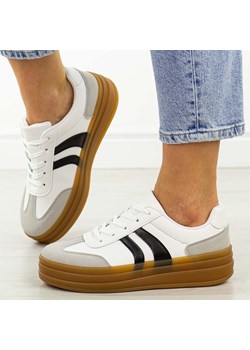 Białe sneakersy damskie Jezzi News 6769 ze sklepu suzana.pl w kategorii Trampki damskie - zdjęcie 184826256