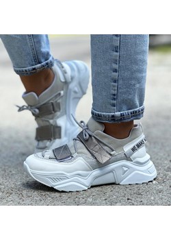 Srebrne sneakersy damskie Navy Dot 56004 ze sklepu suzana.pl w kategorii Buty sportowe damskie - zdjęcie 184834498