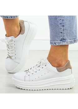 Białe skórzane sneakersy damskie na platformie Filippo Dp6739/25 - id: 30784 - marki Filippo - 184838537 Białe skórzane sneakersy damskie na platformie Filippo Dp6739/25 ze sklepu suzana.pl w kategorii Trampki damskie - zdjęcie 184838537