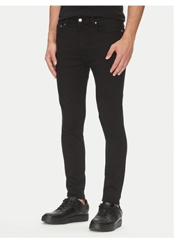 Calvin Klein Jeans Jeansy J30J323694 Czarny Super Skinny Fit ze sklepu MODIVO w kategorii Jeansy męskie - zdjęcie 184840787
