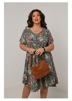 Curvy Lady Sukienka w kolorze khaki ze sklepu Limango Polska w kategorii Sukienki - zdjęcie 184841668