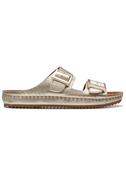 Clarks Skórzane klapki &quot;Brookleigh Sun&quot; w kolorze złotym ze sklepu Limango Polska w kategorii Klapki damskie - zdjęcie 184841865