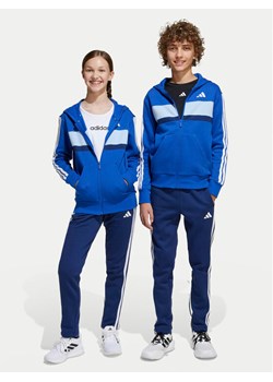adidas Dres Seasonal Essentials Tiberio 3-Stripes JI6209 Niebieski Regular Fit ze sklepu MODIVO w kategorii Dresy chłopięce - zdjęcie 184844017