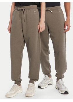 AMI PARIS Spodnie dresowe UTR240.747 Khaki Regular Fit ze sklepu MODIVO w kategorii Spodnie męskie - zdjęcie 184844128