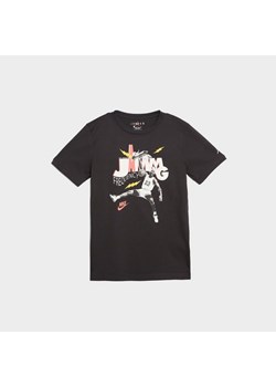 JORDAN T-SHIRT JDB MJ JAMMING SS TEE BOY ze sklepu JD Sports  w kategorii T-shirty chłopięce - zdjęcie 184848175