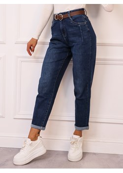 SPODNIE JEANSOWE Z PRESZYCIAMI PRZY KIESZENIACH- CIEMNY JEANS ze sklepu olika.com.pl w kategorii Jeansy damskie - zdjęcie 184852667
