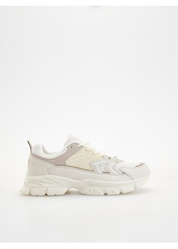 Reserved - Sportowe sneakersy - kremowy ze sklepu Reserved w kategorii Buty sportowe męskie - zdjęcie 184854858