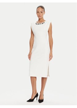 Rinascimento Sukienka koktajlowa CFC0020043002 Biały Slim Fit ze sklepu MODIVO w kategorii Sukienki - zdjęcie 184866916