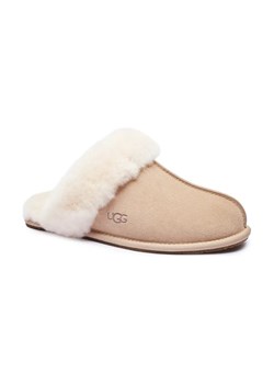 UGG Skórzane obuwie domowe SCUFFETTE II | z dodatkiem wełny - id: UG255W000059004 - marki UGG - 184868425 UGG Skórzane obuwie domowe SCUFFETTE II | z dodatkiem wełny ze sklepu Gomez Fashion Store w kategorii Kapcie damskie - zdjęcie 184868425