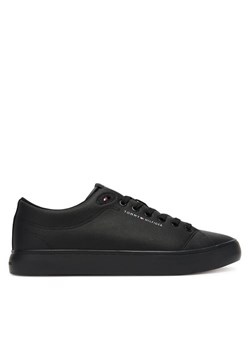 Sneakersy Tommy Hilfiger Th Hi Vulc Core Low Ii Ess FM0FM05511 Czarny ze sklepu eobuwie.pl w kategorii Buty sportowe męskie - zdjęcie 184871307