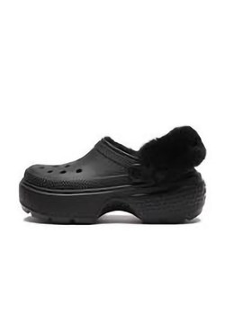 Crocs Chodaki &quot;Stomp Lined&quot; w kolorze czarnym ze sklepu Limango Polska w kategorii Klapki damskie - zdjęcie 184891806