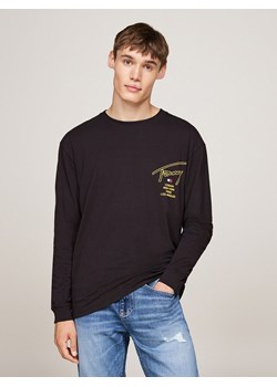 TOMMY JEANS Koszulka w kolorze czarnym ze sklepu Limango Polska w kategorii Koszule męskie - zdjęcie 184892249
