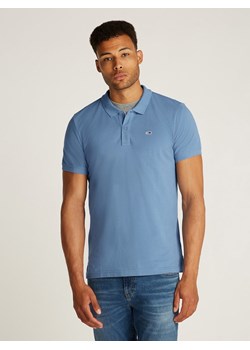 TOMMY JEANS Koszulka polo w kolorze błękitnym ze sklepu Limango Polska w kategorii T-shirty męskie - zdjęcie 184892288