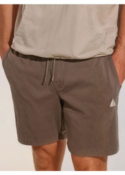 Sinsay - Szorty slim fit - brązowy ze sklepu Sinsay w kategorii Spodenki męskie - zdjęcie 184915025