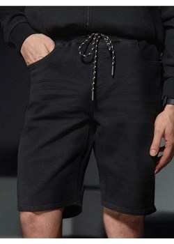 Sinsay - Szorty jeansowe jogger - czarny ze sklepu Sinsay w kategorii Spodenki męskie - zdjęcie 184915766