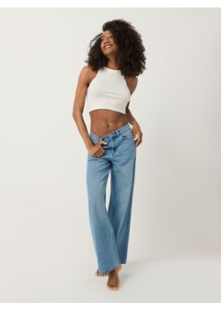 Sinsay - Jeansy high waist - niebieski ze sklepu Sinsay w kategorii Jeansy damskie - zdjęcie 184915976