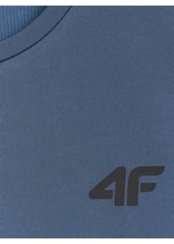 Męski tank top treningowy 4F 4FWAW25TFSLM574 - niebieski ze sklepu Sportstylestory.com w kategorii T-shirty męskie - zdjęcie 184924717