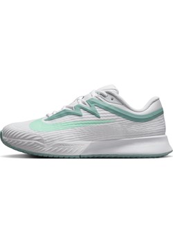 Damskie buty do tenisa na twarde korty Nike Vapor Pro 3 - Biel ze sklepu Nike poland w kategorii Buty sportowe damskie - zdjęcie 184925336