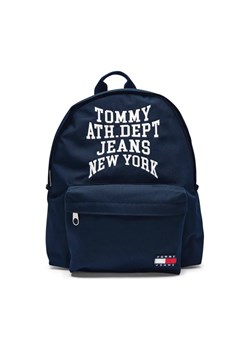Tommy Jeans Plecak GRAPHIC DOME ze sklepu Gomez Fashion Store w kategorii Plecaki - zdjęcie 184935919