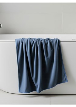 Sinsay - Szybkoschnący ręcznik z mikrofibry - niebieski ze sklepu Sinsay w kategorii Ręczniki - zdjęcie 184940815