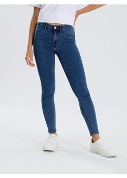 Sinsay - Jeansy skinny - niebieski ze sklepu Sinsay w kategorii Jeansy damskie - zdjęcie 184940935