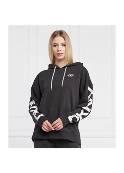 DKNY Sport Bluza EXPLODED CRACKLE LOG | Loose fit ze sklepu Gomez Fashion Store w kategorii Bluzy damskie - zdjęcie 184943277