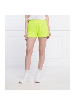 UGG Szorty NONI | Regular Fit ze sklepu Gomez Fashion Store w kategorii Szorty - zdjęcie 184943465