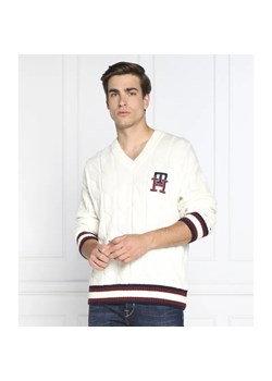 Tommy Hilfiger Wełniany sweter MONOGRAM CABLE CRICKET | Oversize fit ze sklepu Gomez Fashion Store w kategorii Swetry męskie - zdjęcie 184943705