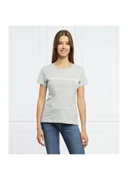 Calvin Klein Jeans T-shirt CORE INSTITUTIONAL | Regular Fit ze sklepu Gomez Fashion Store w kategorii Bluzki damskie - zdjęcie 184944758