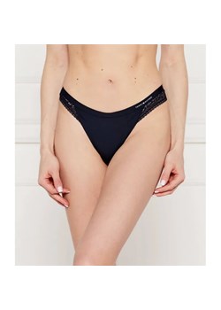 Tommy Hilfiger Stringi ze sklepu Gomez Fashion Store w kategorii Majtki damskie - zdjęcie 184946908