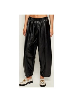 Pinko Spodnie | Relaxed fit ze sklepu Gomez Fashion Store w kategorii Spodnie damskie - zdjęcie 184948018
