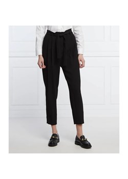HUGO Spodnie hereta | carrot fit ze sklepu Gomez Fashion Store w kategorii Spodnie damskie - zdjęcie 184948126