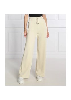 Patrizia Pepe Spodnie dresowe | flare fit ze sklepu Gomez Fashion Store w kategorii Spodnie damskie - zdjęcie 184948429
