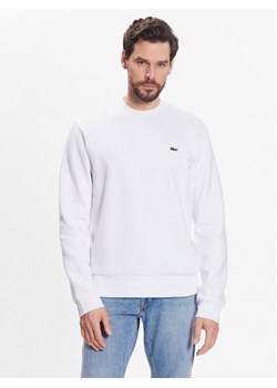 Lacoste Bluza SH9608 Biały Regular Fit ze sklepu MODIVO w kategorii Bluzy męskie - zdjęcie 184950237