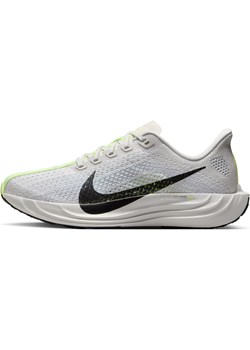 Damskie buty do biegania po asfalcie Nike Pegasus Plus - Szary ze sklepu Nike poland w kategorii Buty sportowe damskie - zdjęcie 184957158