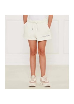 Calvin Klein Jeans Szorty | Regular Fit ze sklepu Gomez Fashion Store w kategorii Spodenki dziewczęce - zdjęcie 184959969